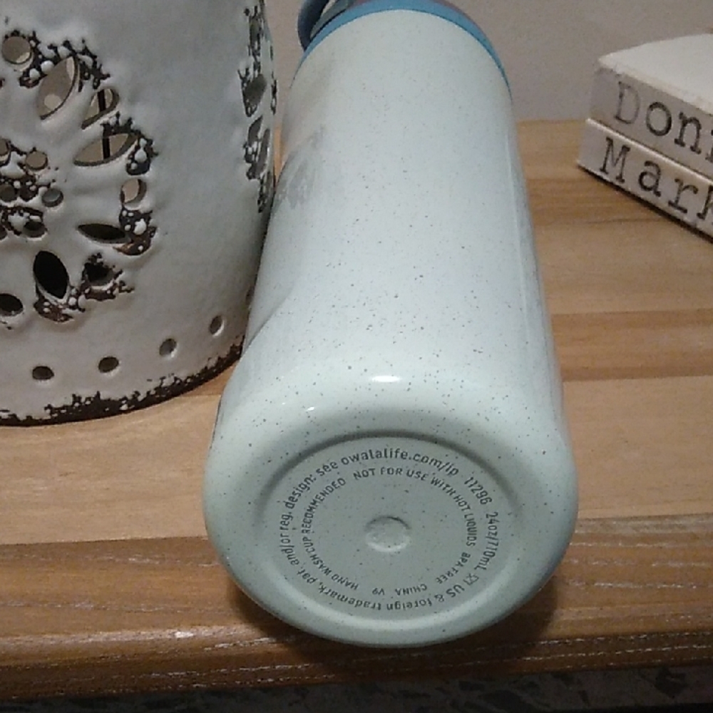 Owala 24 oz. FreeSip Spout Insulated Water Bottle - Picture 7 of 8